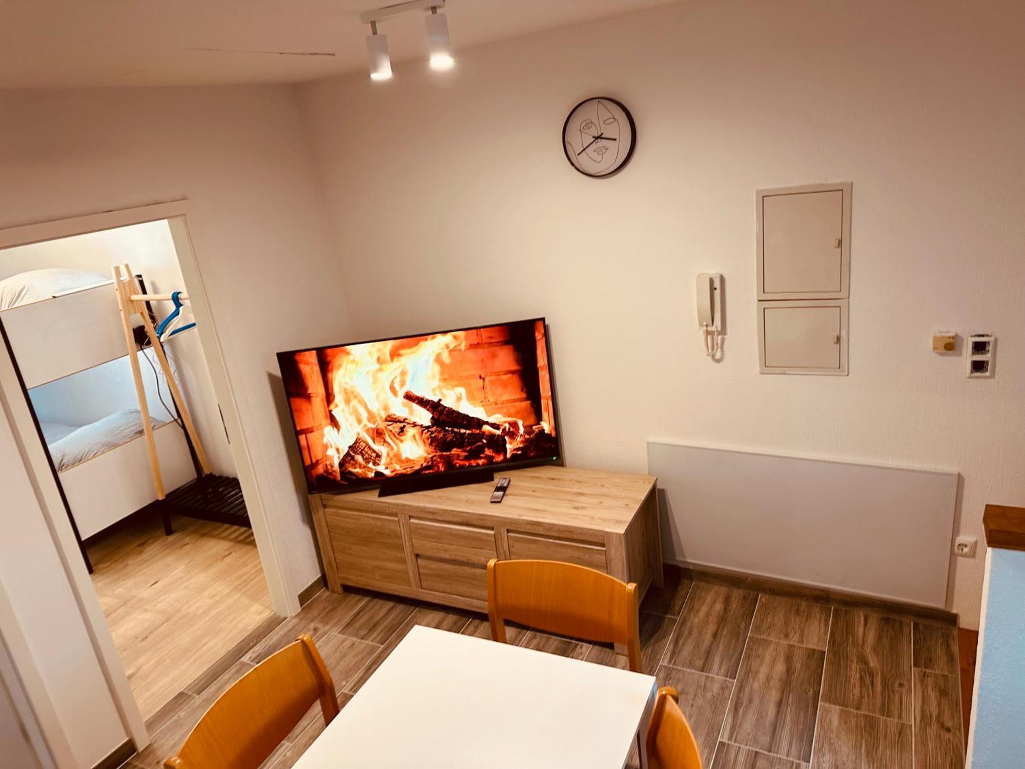 Felix Living 9, Modern & Cozy, 3 Zimmer Wohnung, Parkplatz Salzweg Esterno foto