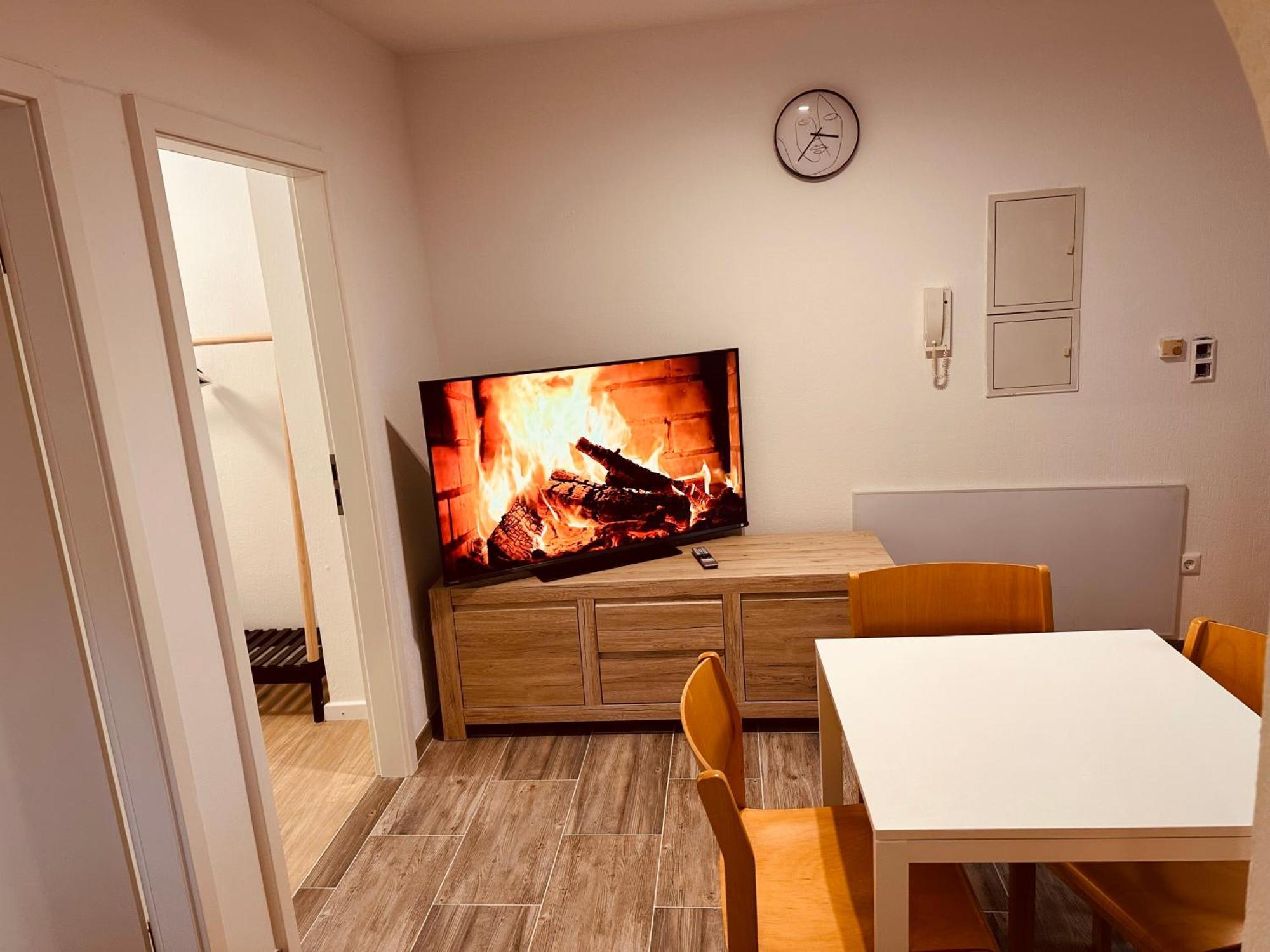 Felix Living 9, Modern & Cozy, 3 Zimmer Wohnung, Parkplatz Salzweg Esterno foto
